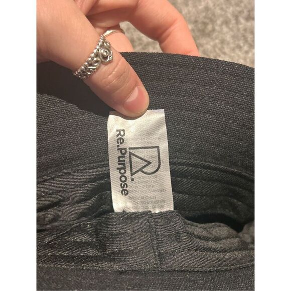 Re Purpose black bucket hat C27-21 - Picture 3 of 3